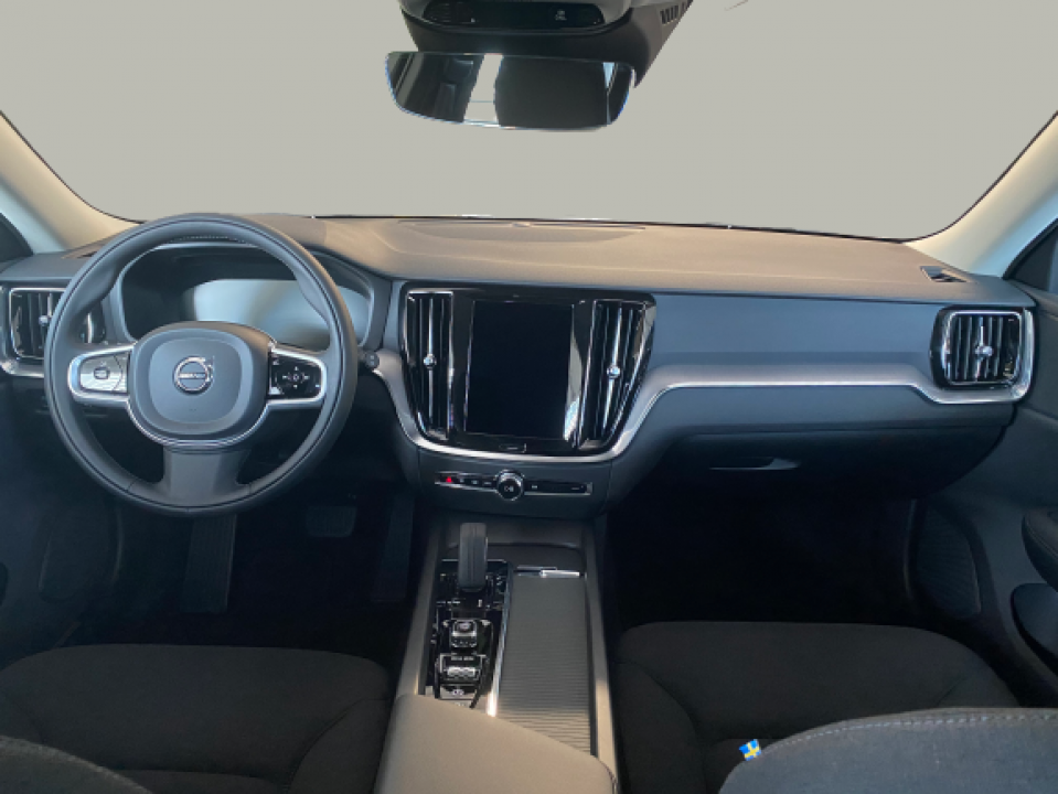 Volvo V60 B4 Cross Country