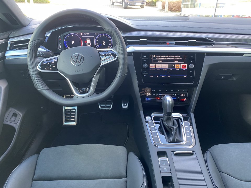 Volkswagen Arteon R-Line